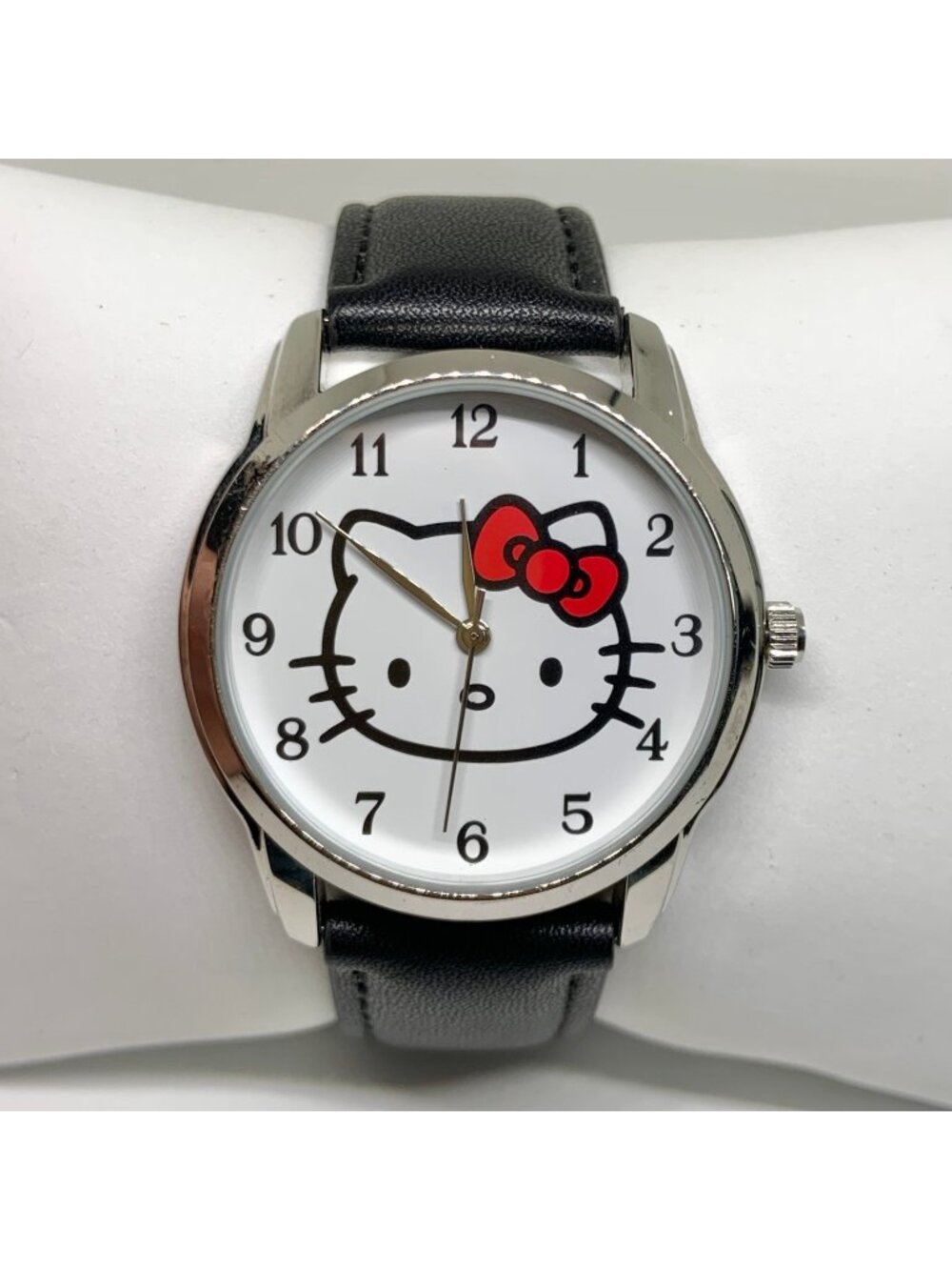 Hello kitty Sanrio silver tone watch quartz analog 39mm black leather running